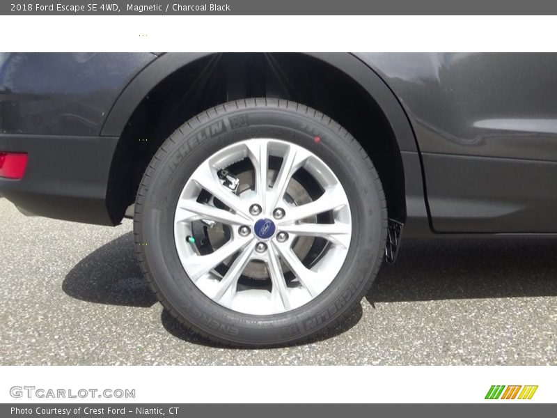 Magnetic / Charcoal Black 2018 Ford Escape SE 4WD