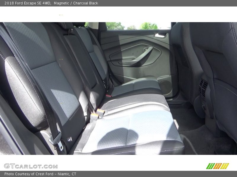 Magnetic / Charcoal Black 2018 Ford Escape SE 4WD
