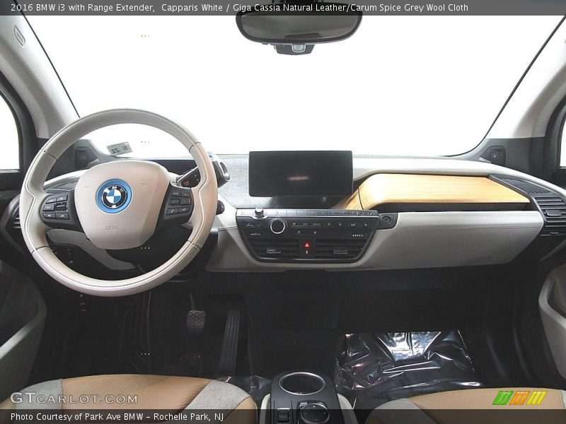 Capparis White / Giga Cassia Natural Leather/Carum Spice Grey Wool Cloth 2016 BMW i3 with Range Extender