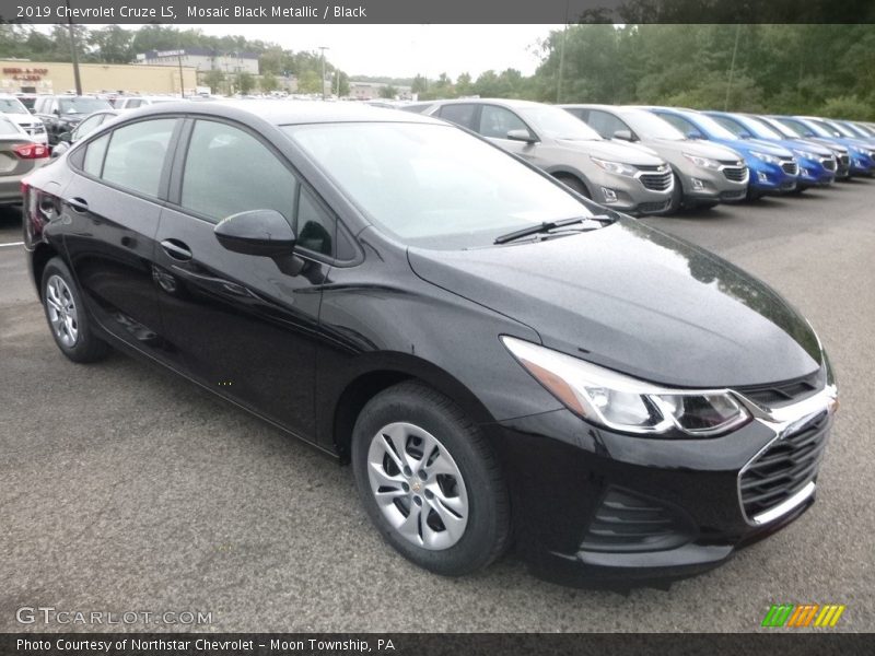 Mosaic Black Metallic / Black 2019 Chevrolet Cruze LS