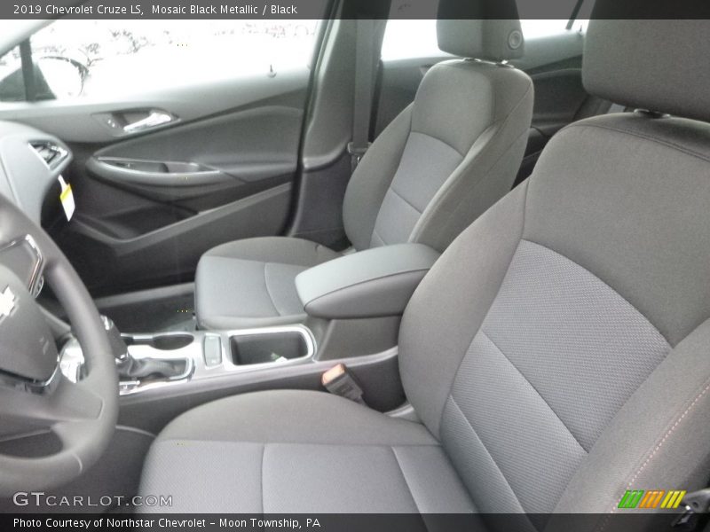 Mosaic Black Metallic / Black 2019 Chevrolet Cruze LS