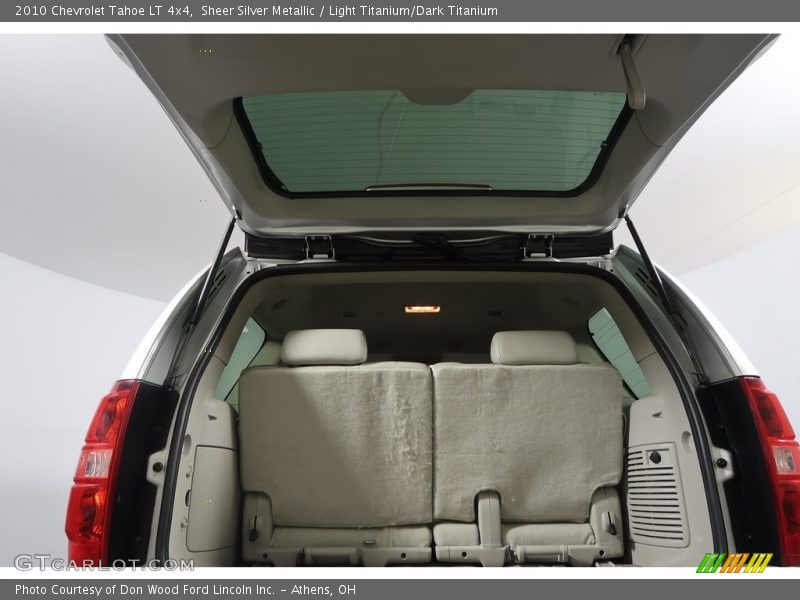 Sheer Silver Metallic / Light Titanium/Dark Titanium 2010 Chevrolet Tahoe LT 4x4