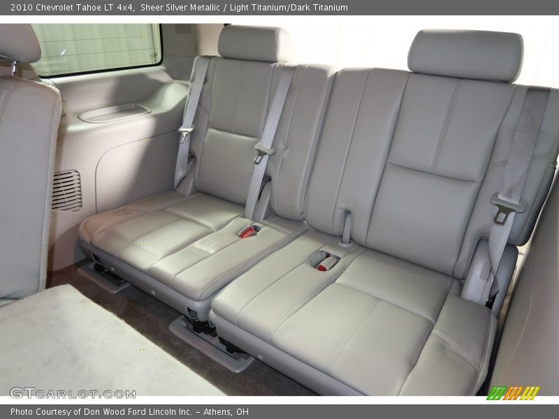 Sheer Silver Metallic / Light Titanium/Dark Titanium 2010 Chevrolet Tahoe LT 4x4