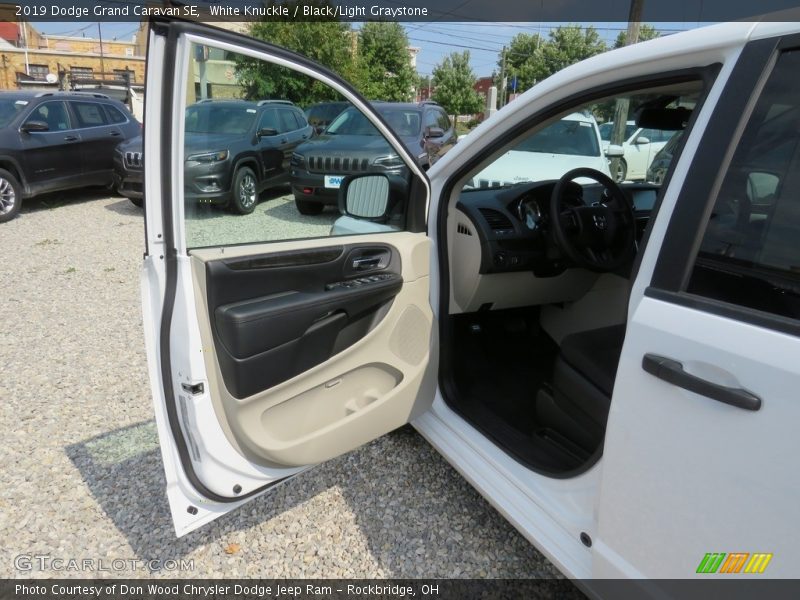 White Knuckle / Black/Light Graystone 2019 Dodge Grand Caravan SE