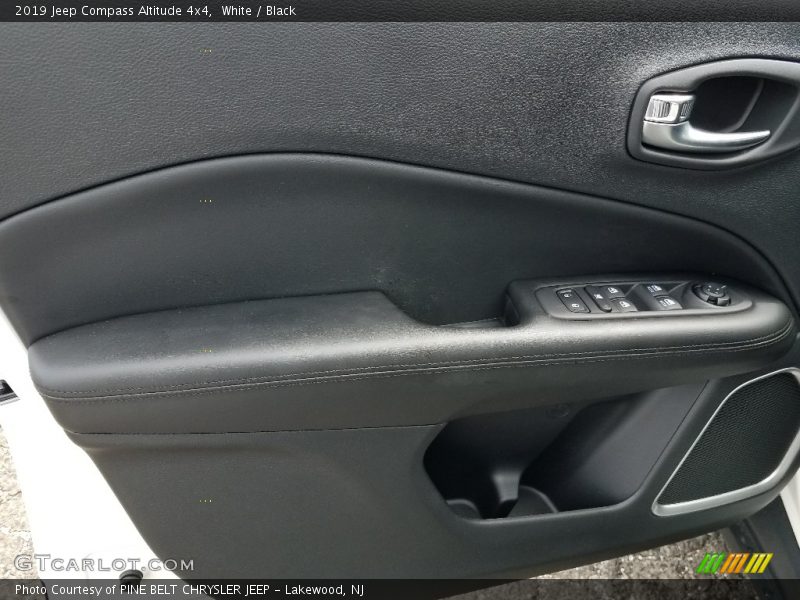 White / Black 2019 Jeep Compass Altitude 4x4