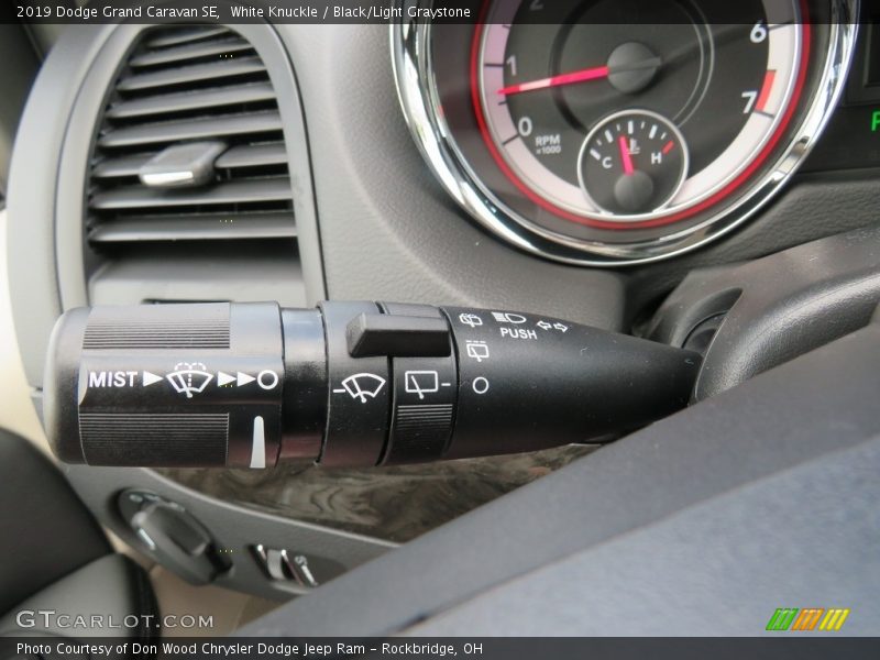 White Knuckle / Black/Light Graystone 2019 Dodge Grand Caravan SE