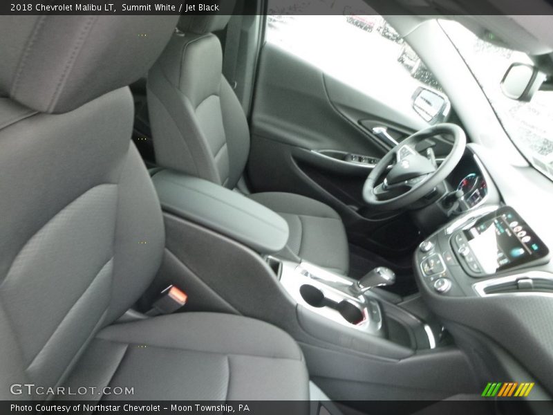 Summit White / Jet Black 2018 Chevrolet Malibu LT