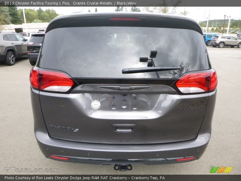 Granite Crystal Metallic / Black/Alloy 2019 Chrysler Pacifica Touring L Plus