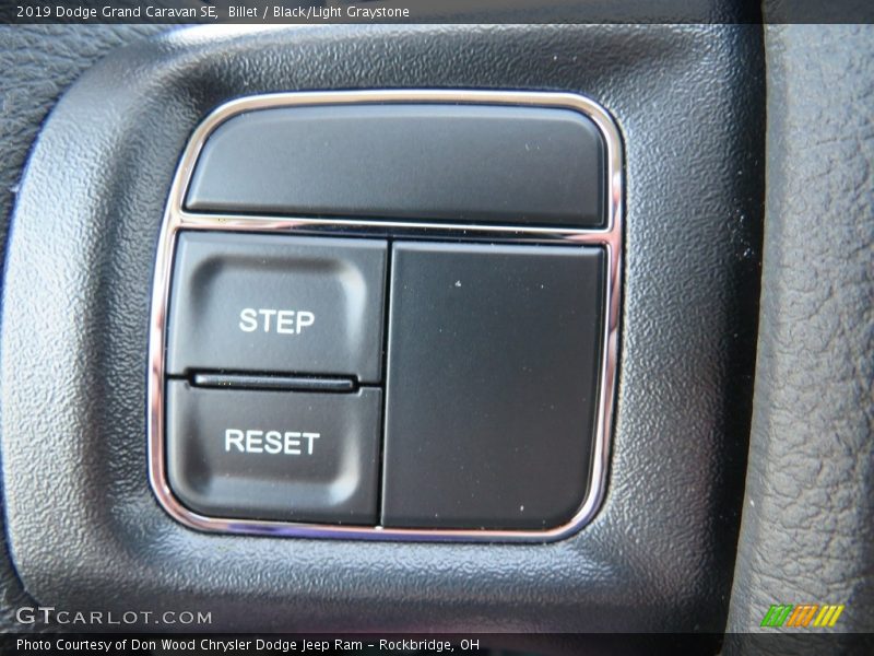Billet / Black/Light Graystone 2019 Dodge Grand Caravan SE