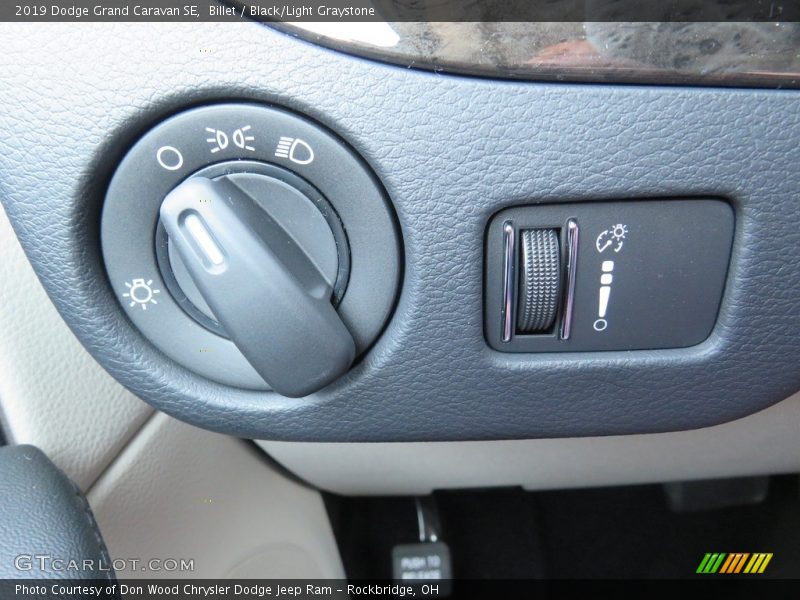 Billet / Black/Light Graystone 2019 Dodge Grand Caravan SE