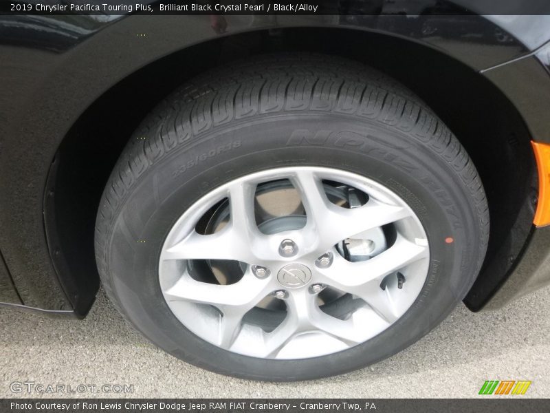 Brilliant Black Crystal Pearl / Black/Alloy 2019 Chrysler Pacifica Touring Plus
