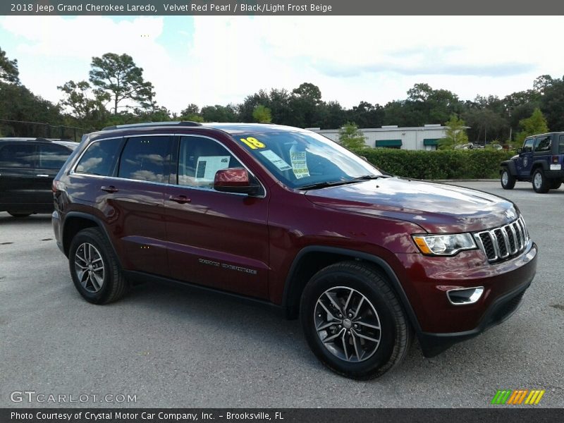 Velvet Red Pearl / Black/Light Frost Beige 2018 Jeep Grand Cherokee Laredo