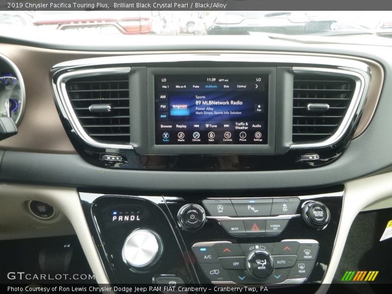 Brilliant Black Crystal Pearl / Black/Alloy 2019 Chrysler Pacifica Touring Plus