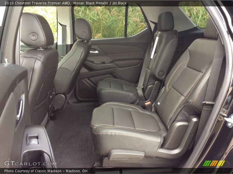 Mosaic Black Metallic / Jet Black 2019 Chevrolet Traverse Premier AWD