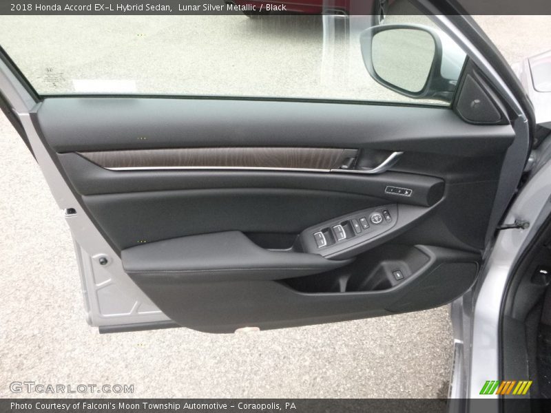 Door Panel of 2018 Accord EX-L Hybrid Sedan