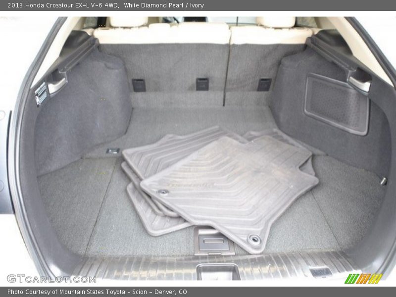 White Diamond Pearl / Ivory 2013 Honda Crosstour EX-L V-6 4WD