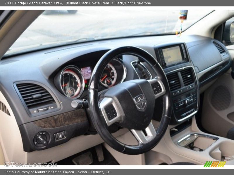 Brilliant Black Crystal Pearl / Black/Light Graystone 2011 Dodge Grand Caravan Crew
