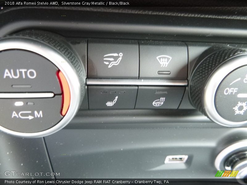 Silverstone Gray Metallic / Black/Black 2018 Alfa Romeo Stelvio AWD