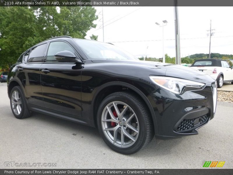Vulcano (Volcano) Black Metallic / Black/Black 2018 Alfa Romeo Stelvio Ti AWD