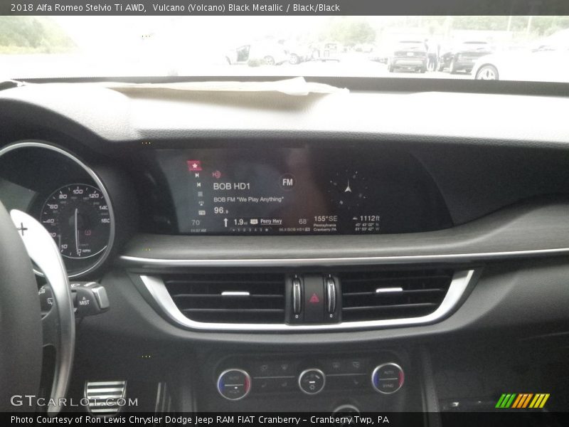 Vulcano (Volcano) Black Metallic / Black/Black 2018 Alfa Romeo Stelvio Ti AWD