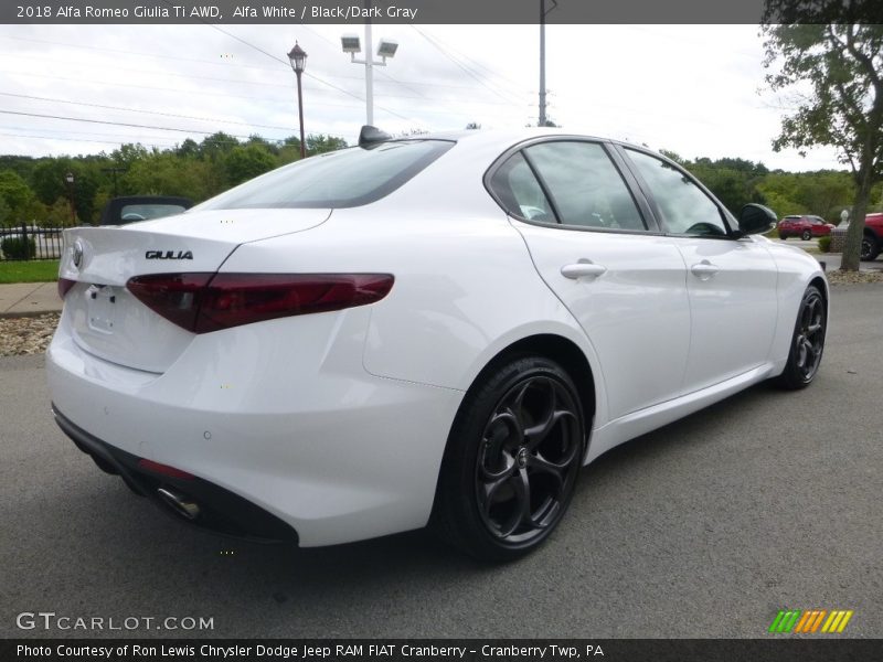 Alfa White / Black/Dark Gray 2018 Alfa Romeo Giulia Ti AWD