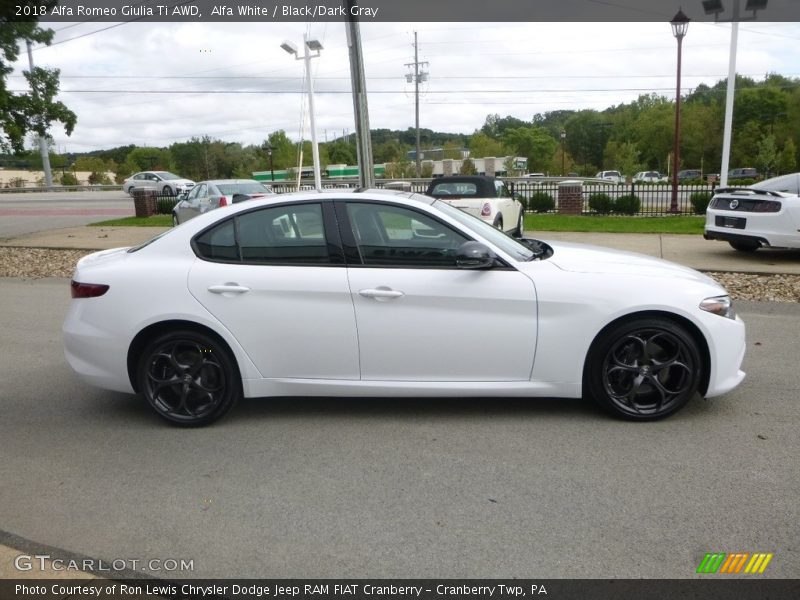 Alfa White / Black/Dark Gray 2018 Alfa Romeo Giulia Ti AWD
