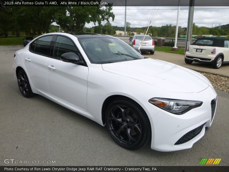 Alfa White / Black/Dark Gray 2018 Alfa Romeo Giulia Ti AWD