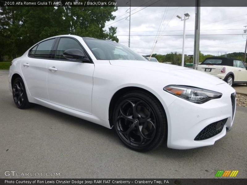Alfa White / Black/Dark Gray 2018 Alfa Romeo Giulia Ti AWD