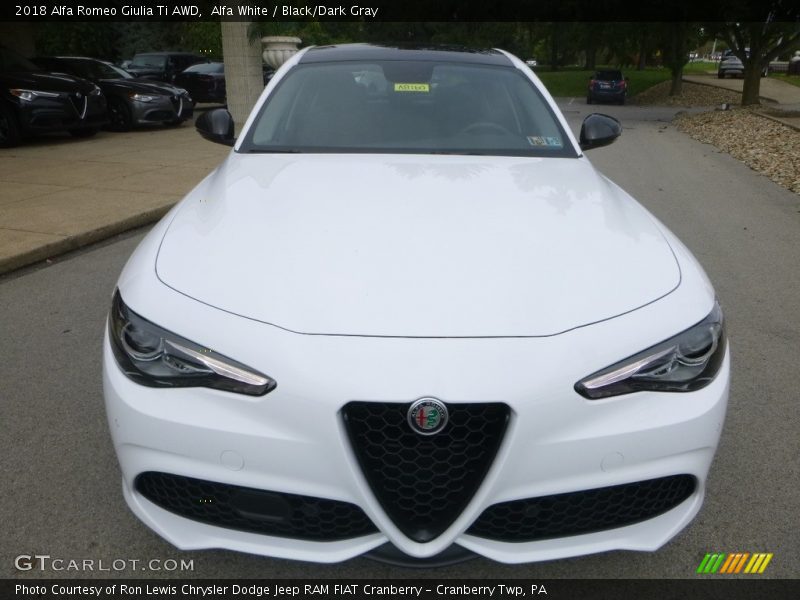 Alfa White / Black/Dark Gray 2018 Alfa Romeo Giulia Ti AWD