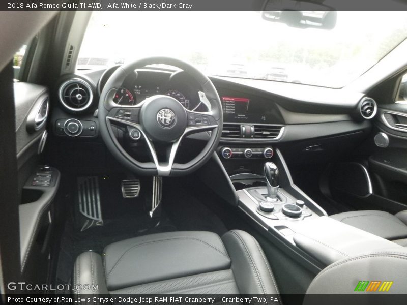 Alfa White / Black/Dark Gray 2018 Alfa Romeo Giulia Ti AWD