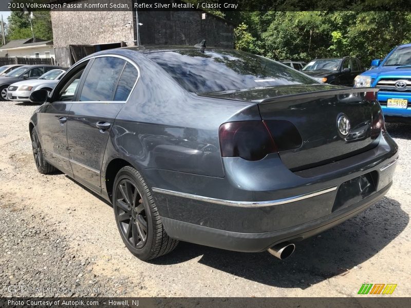 Reflex Silver Metallic / Classic Gray 2010 Volkswagen Passat Komfort Sedan