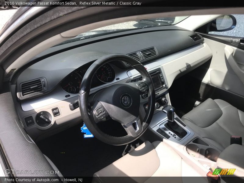 Reflex Silver Metallic / Classic Gray 2010 Volkswagen Passat Komfort Sedan