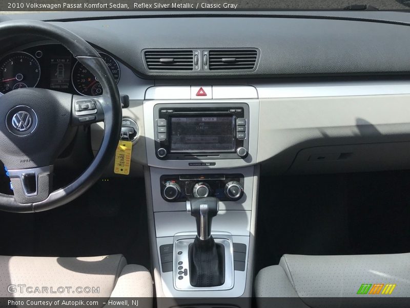 Reflex Silver Metallic / Classic Gray 2010 Volkswagen Passat Komfort Sedan