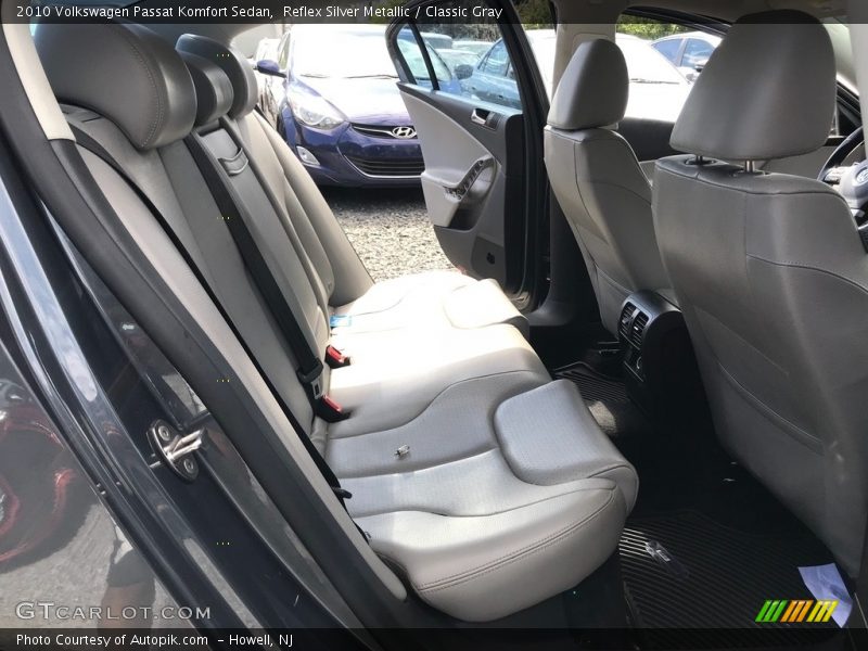 Reflex Silver Metallic / Classic Gray 2010 Volkswagen Passat Komfort Sedan