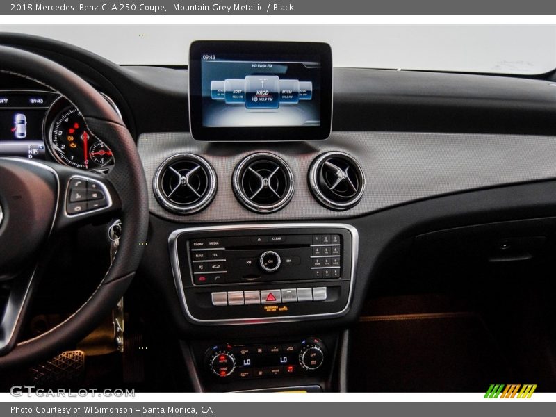 Mountain Grey Metallic / Black 2018 Mercedes-Benz CLA 250 Coupe