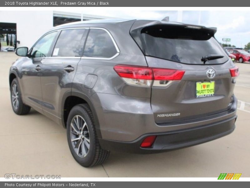 Predawn Gray Mica / Black 2018 Toyota Highlander XLE