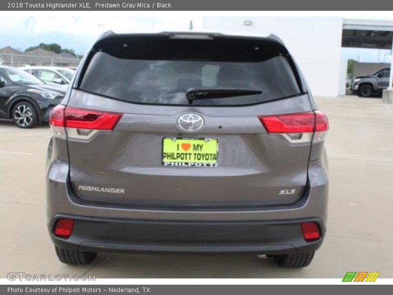 Predawn Gray Mica / Black 2018 Toyota Highlander XLE
