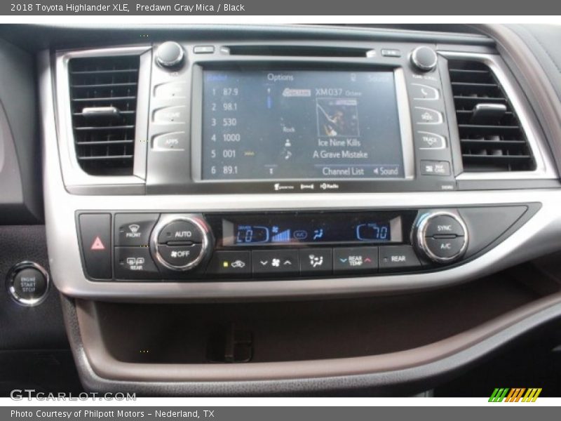 Predawn Gray Mica / Black 2018 Toyota Highlander XLE