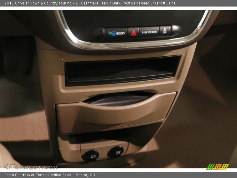 Cashmere Pearl / Dark Frost Beige/Medium Frost Beige 2013 Chrysler Town & Country Touring - L