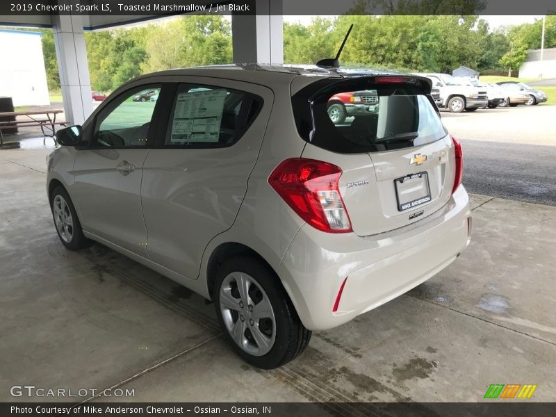 Toasted Marshmallow / Jet Black 2019 Chevrolet Spark LS