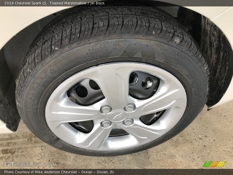 Toasted Marshmallow / Jet Black 2019 Chevrolet Spark LS
