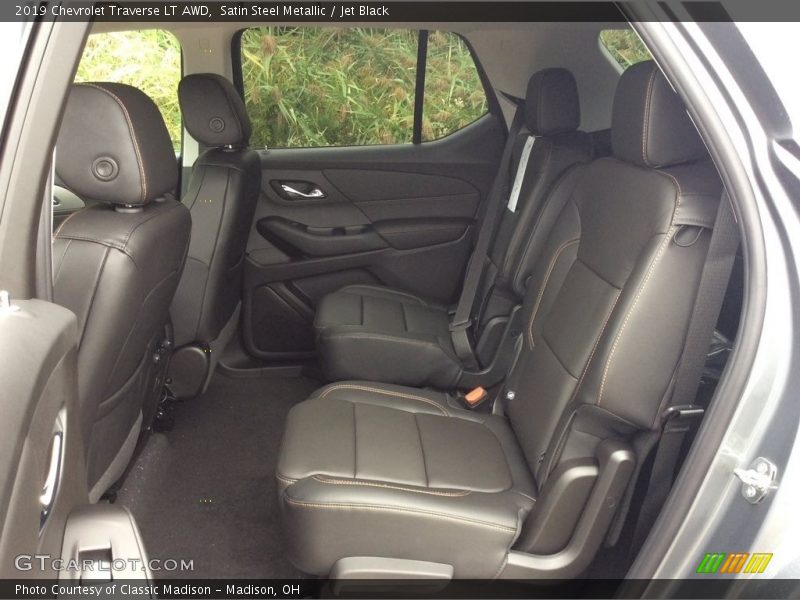 Satin Steel Metallic / Jet Black 2019 Chevrolet Traverse LT AWD
