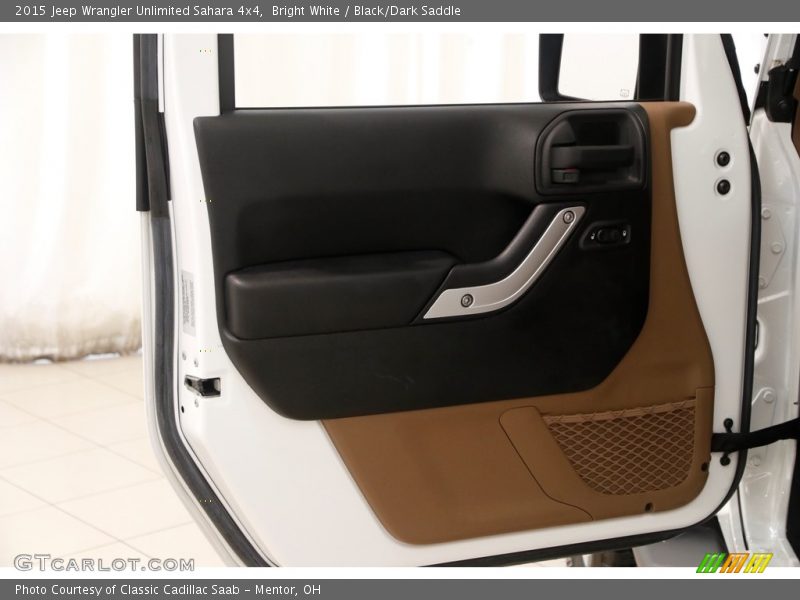 Bright White / Black/Dark Saddle 2015 Jeep Wrangler Unlimited Sahara 4x4