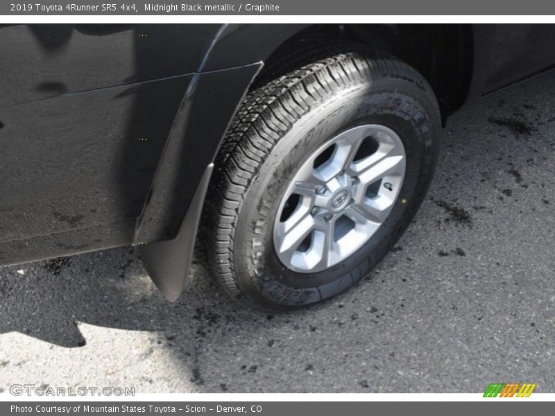 Midnight Black metallic / Graphite 2019 Toyota 4Runner SR5 4x4