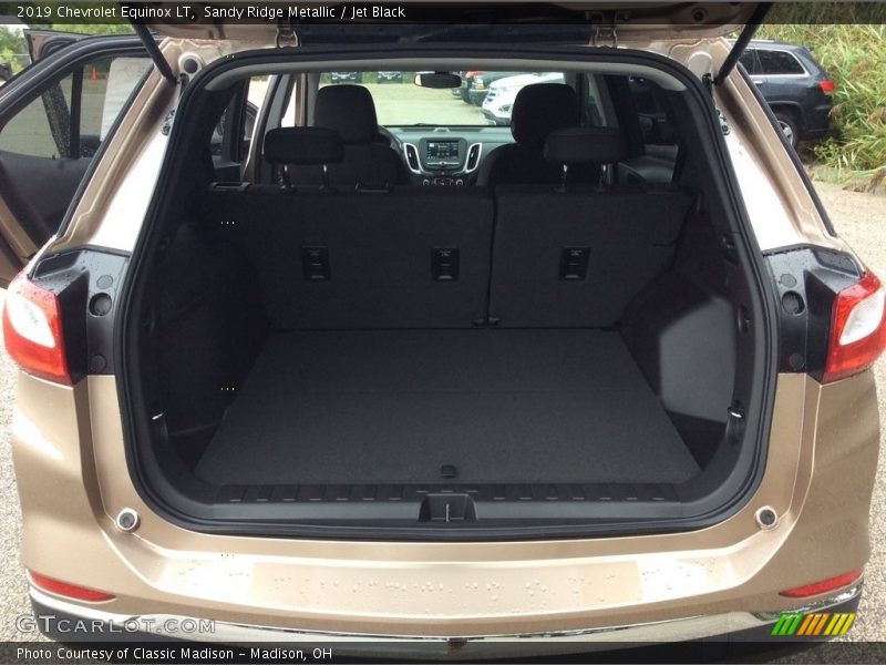 Sandy Ridge Metallic / Jet Black 2019 Chevrolet Equinox LT