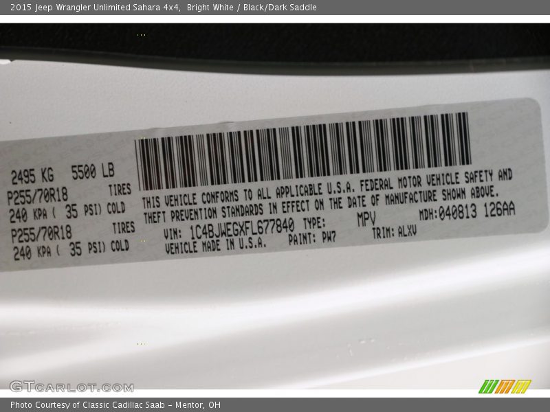 Bright White / Black/Dark Saddle 2015 Jeep Wrangler Unlimited Sahara 4x4