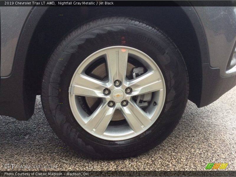 Nightfall Gray Metallic / Jet Black 2019 Chevrolet Trax LT AWD