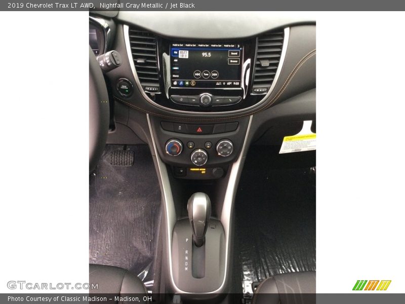 Nightfall Gray Metallic / Jet Black 2019 Chevrolet Trax LT AWD