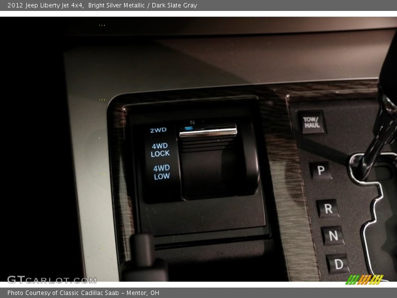 Bright Silver Metallic / Dark Slate Gray 2012 Jeep Liberty Jet 4x4