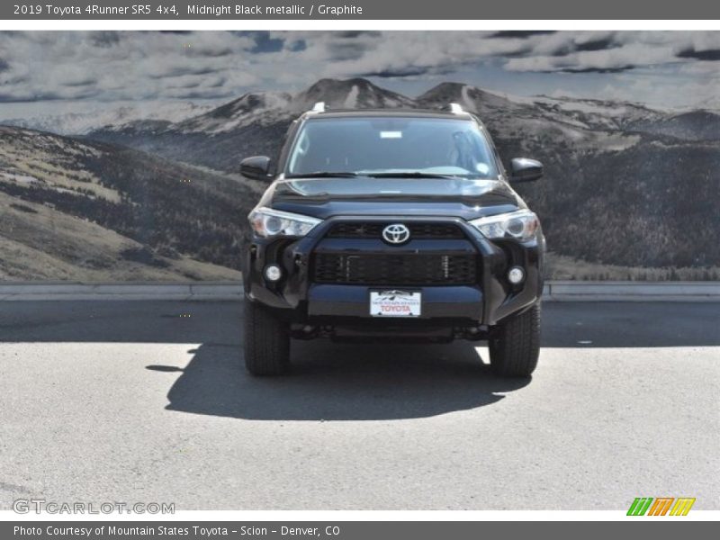 Midnight Black metallic / Graphite 2019 Toyota 4Runner SR5 4x4